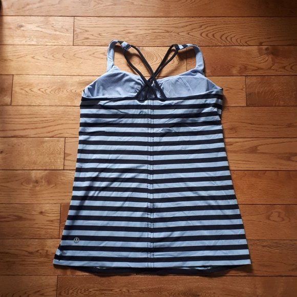 Lululemon Top - Picture 2 of 4